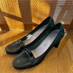 Salvatore Ferragamo high heel black shoes EUC 9B